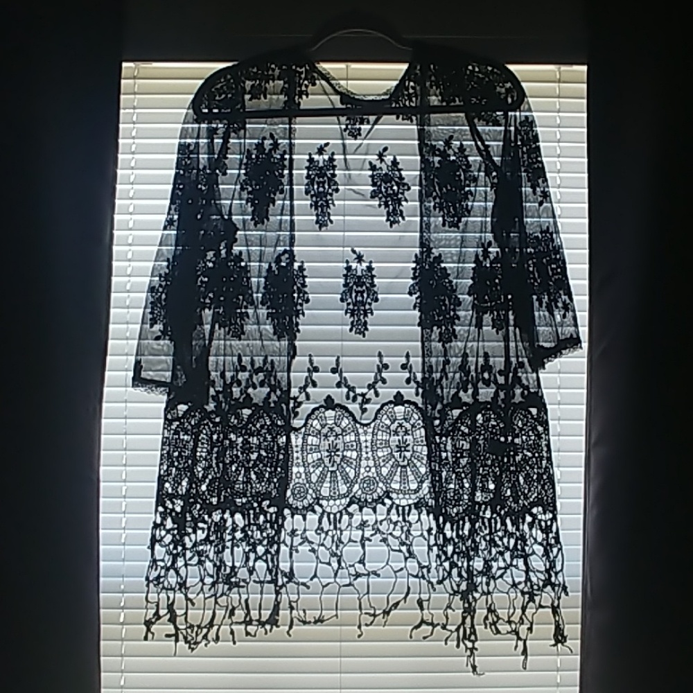 Bke boutique medium kimono cardigan cover up